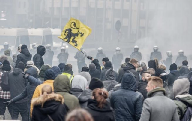 Thousands march in Brussels against U.N. migration pact