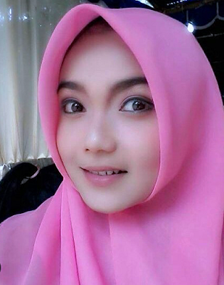 Cewek Cantik Memakai Hijab