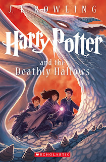 Em comemoração aos 15 anos da série, Scholastic divulga nova capa de 'Harry Potter e as Relíquias da Morte' | Ordem da Fênix Brasileira