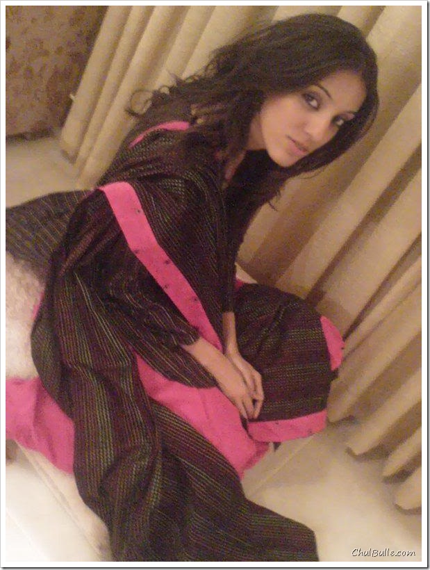 Cute Delhi Girl Pictures