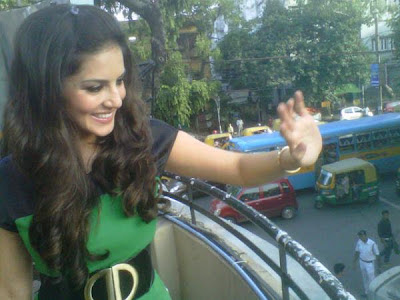 Sunny Leone in green