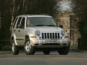 Jeep Cherokee UK Version 2005 (3)