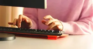 How people are getting paid in 2025 by working remotely as live chat agents without interviews or experience