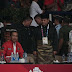 Jokowi Terlihat Akrab Dengan Prabowo Ketum IPSI Saat Lihat Aksi Pesilat Indonesia