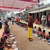 दुर्गा मंदिर के स्थापना दिवस पर बालभोज में हजारों बच्चों को कराया गया भोजन