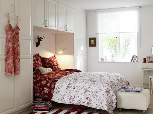 Minimalist Bedrooms Decoration Ideas and Make Your Home Look Bigger