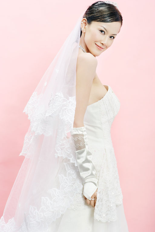 Latest Wedding Dress With Veil 2011 Trends wedding Planning Married