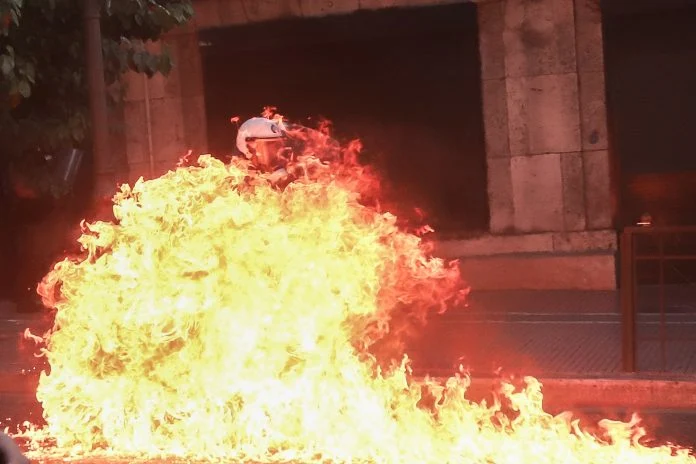 Αποκλειστικό: Στο 401 ο Διοικητής της «ΔΡΑΣΗ»- Δέχθηκε μολότοφ από αντιεξουσιαστές