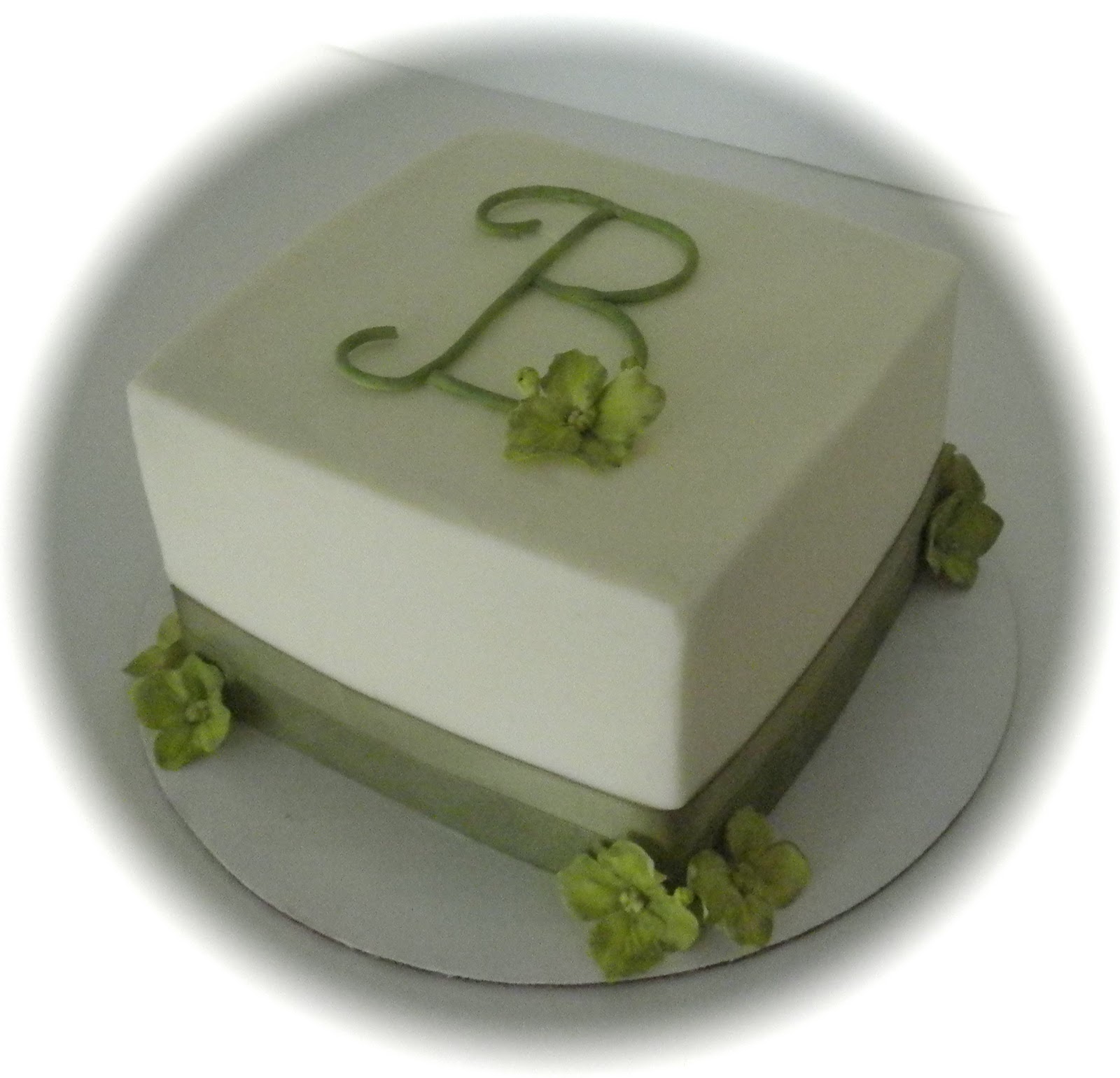 Sweet T s Cake  Design Hydrangea and Monogram One  Year  