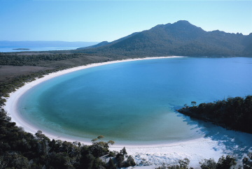 Spectacular Images Of Tasmania Under Threat Image