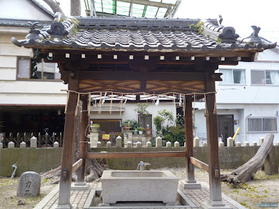 野里住吉神社手水舎