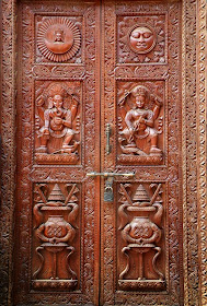 Woodcarving of Nepal, doors