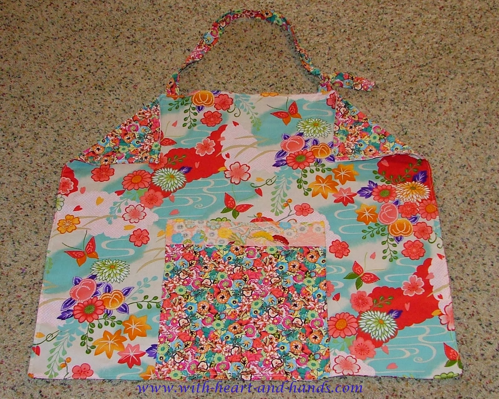 Mommy & Mia Apron PDF Pattern