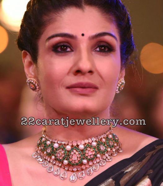 Raveena Tandon in Polki Emerald Choker Studs