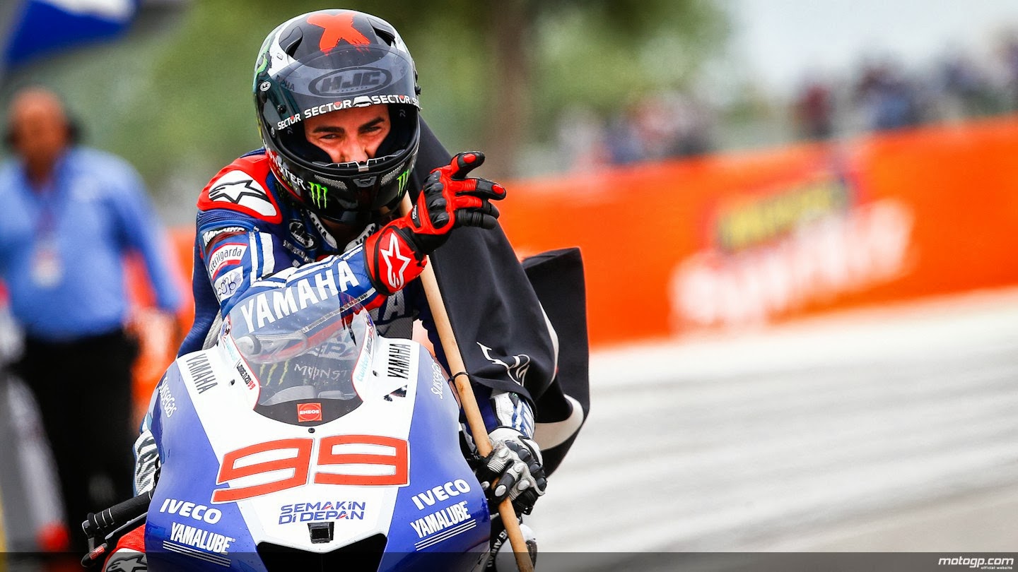 Blog R 77 Moto GP Seri 13 SAN MARINO Lorenzo Masih Terdepan