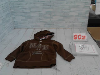 中古品　子供服　９０ｃｍ　3can4one　ブラウン　フード付きプルオーバー　２２０円