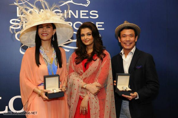 Aishwarya+Rai+Singapore+(11)