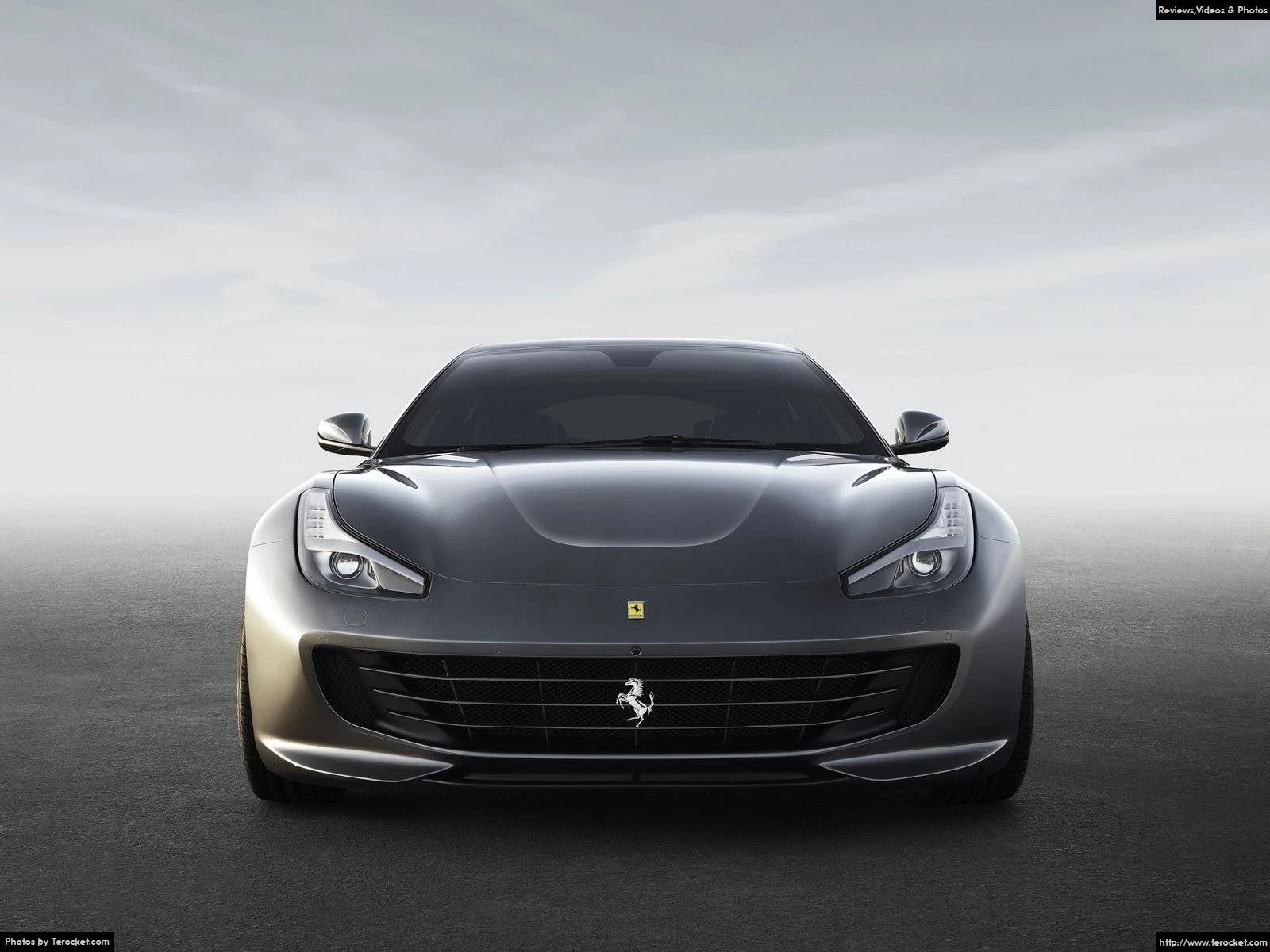 Hình ảnh xe ô tô Ferrari GTC4 Lusso 2017 & nội ngoại thất