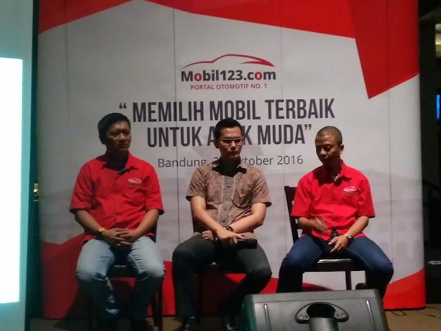 5 Tips Memilih Mobil Terbaik untuk Anak Muda