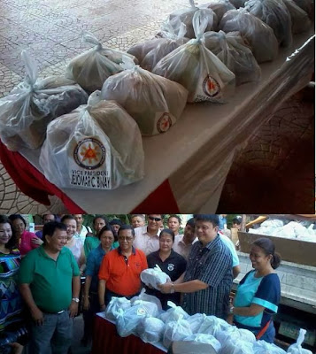 Binay name on relief goods plastic bags