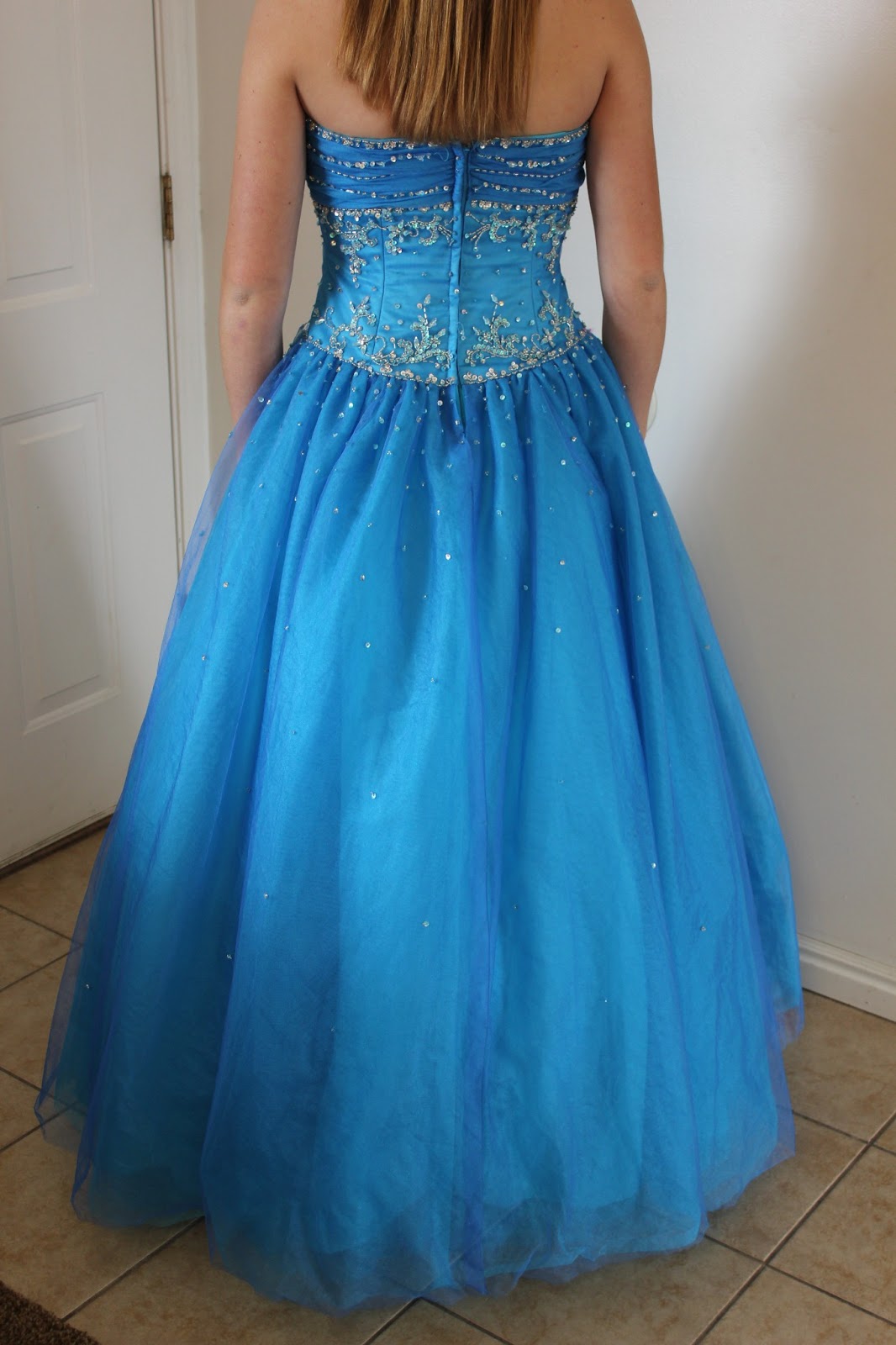  Prom  Dress  Rental 