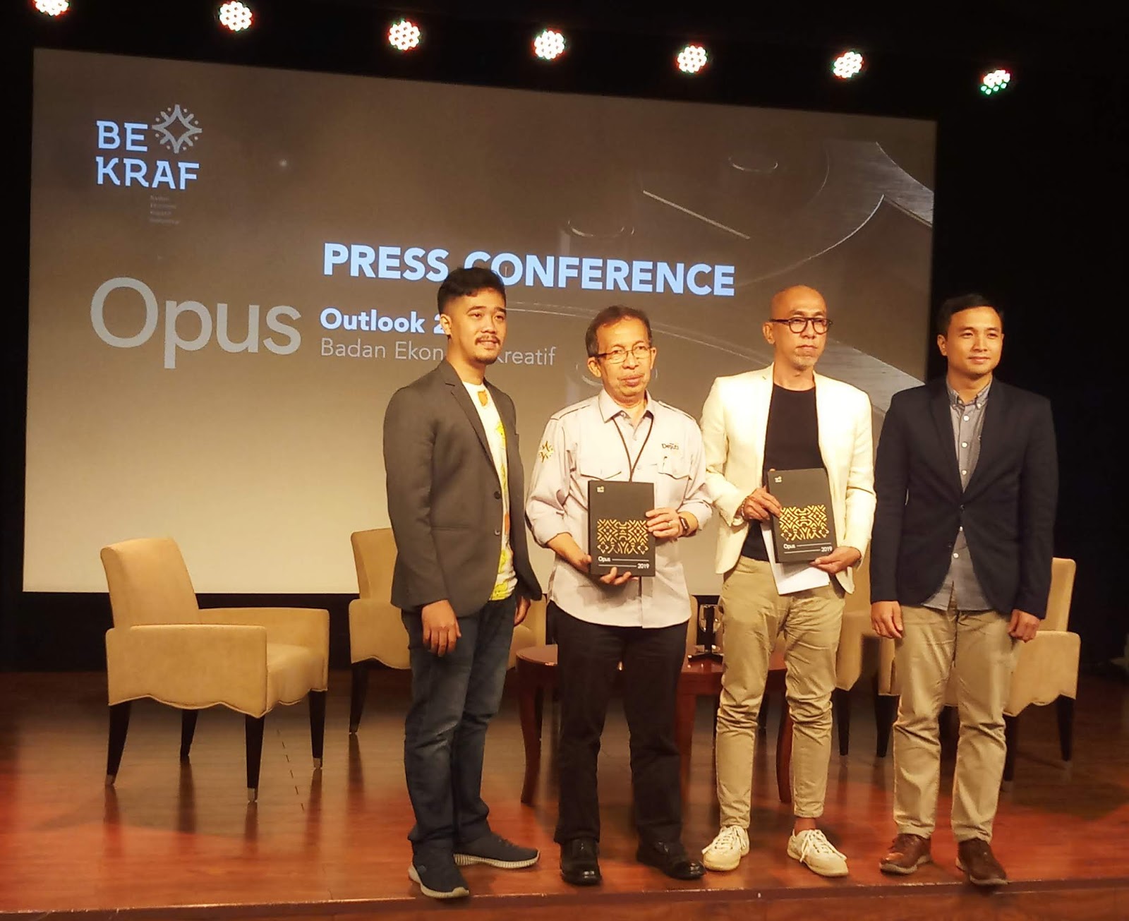 Travelplusindonesia Bekraf Luncurkan Buku Opus 2019 Dan Gelar