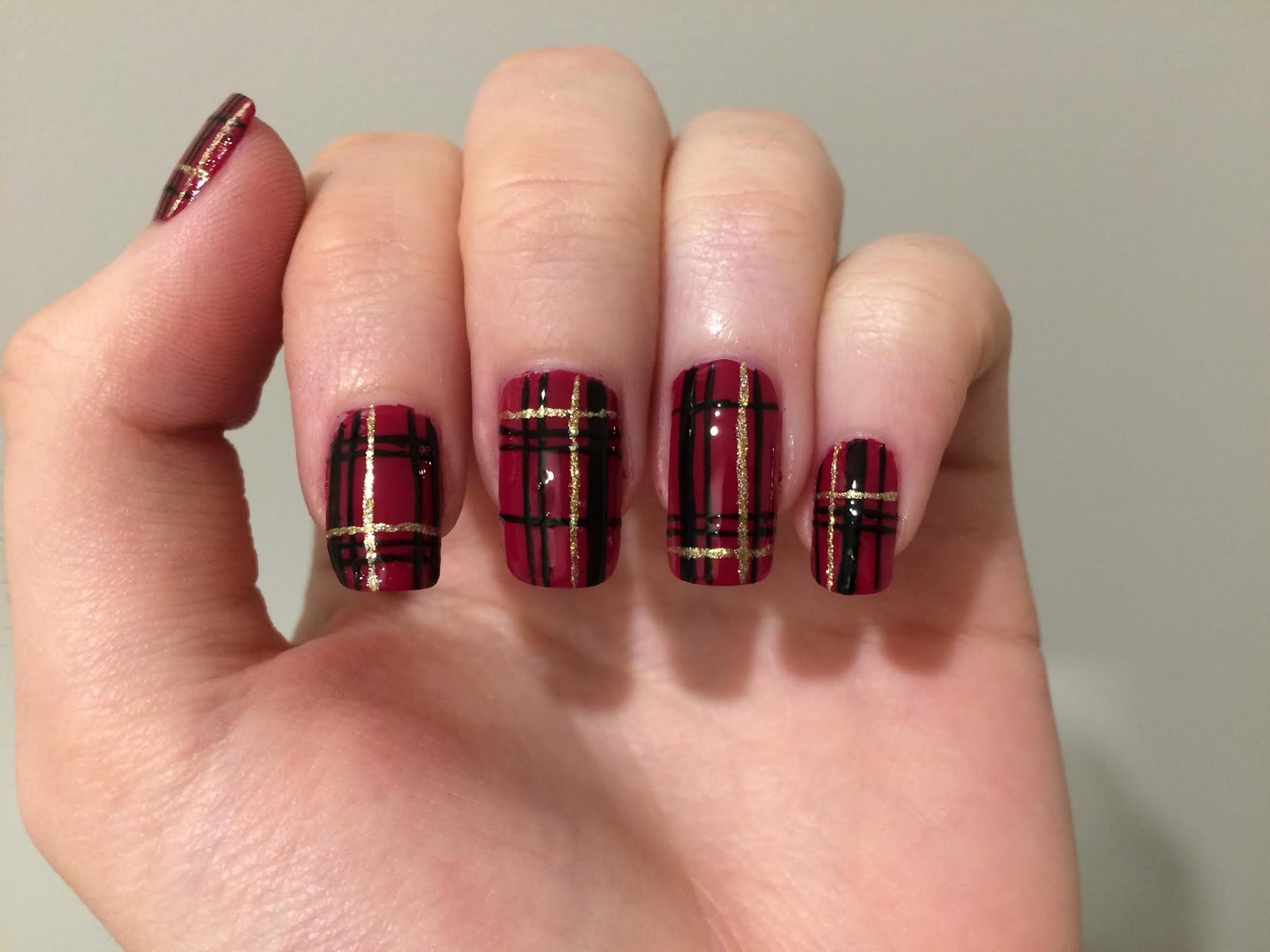 Nail Art Tartan Nails