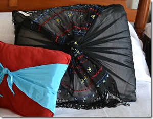 pillow scarf