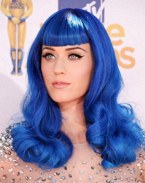 Katy Perry blue wig 2010 mtv movie awards