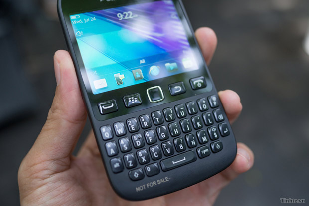 new blackberry 9720