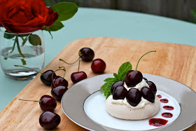 cherry-pavlova