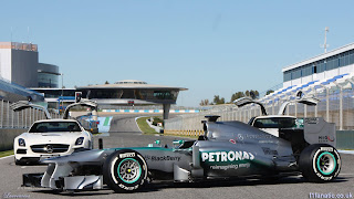 Foto-Mobil-Mercedes-W04-F1-2013_5