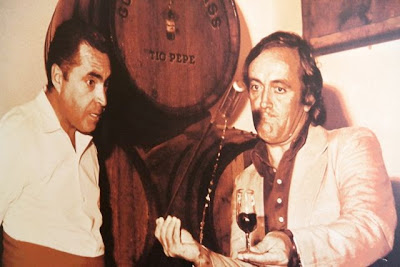 FELIX RODRÍGUEZ DE LA FUENTE EN LAS BODEGAS TÍO PEPE. BLOG ESTEBAN CAPDEVILA