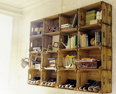 Ideas for living room decoration with crates and pallets 