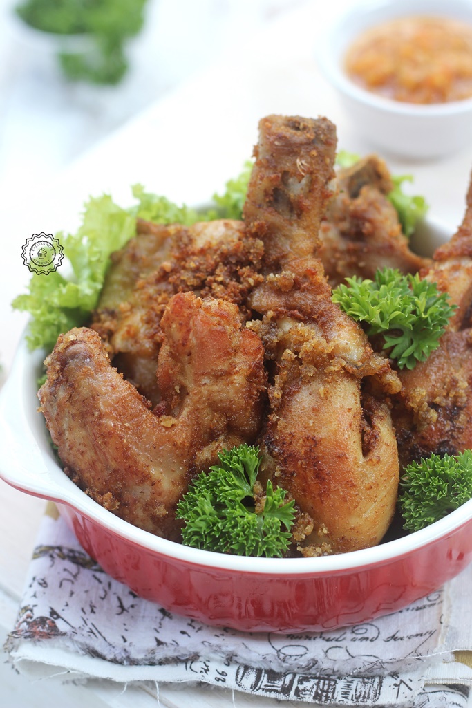 AYAM GORENG KEMIRI  Catatan-Nina