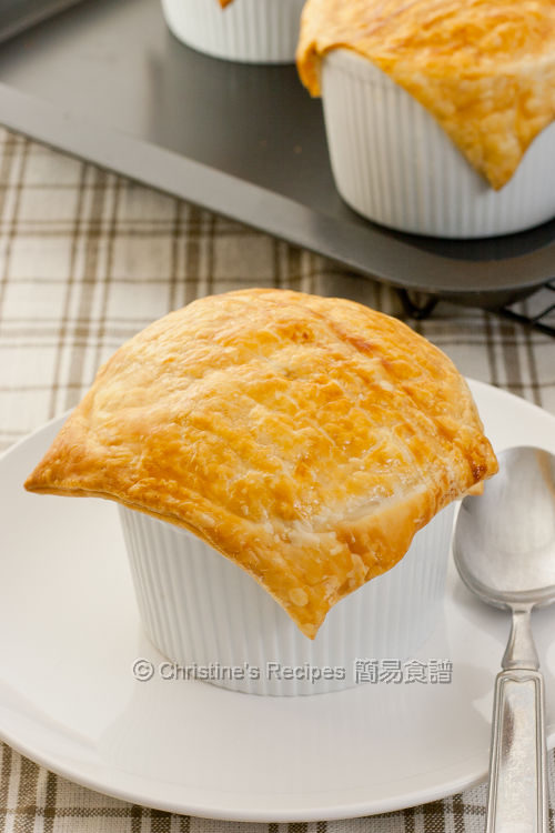 Fish and Prawn Pies01