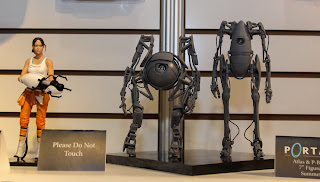 NECA 2013 Toy Fair Display Pictures - Portal figures