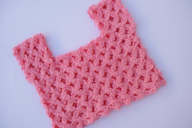 1 Crochet Imagen Maravilloso top de flores para niña a crochet y ganchillo Majovel crochet facil sencillo bareta paso a paso DIY