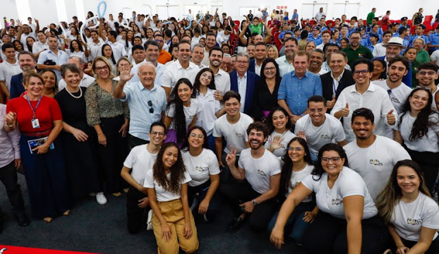 João Azevêdo autoriza investimentos de R$ 17,1 milhões para fortalecer o protagonismo estudantil com ações na Educação e Esporte