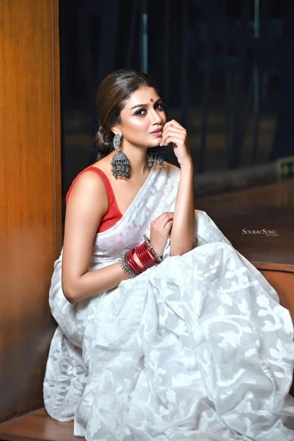 Sauraseni Maitra saree hot bengali actress