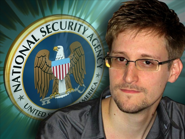 Edward Snowden applies for political asylum in Russia