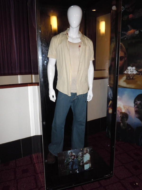 Super 8 Louis movie costume