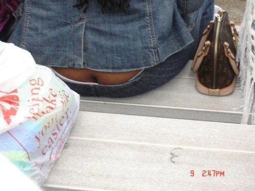peeping-butts (8)