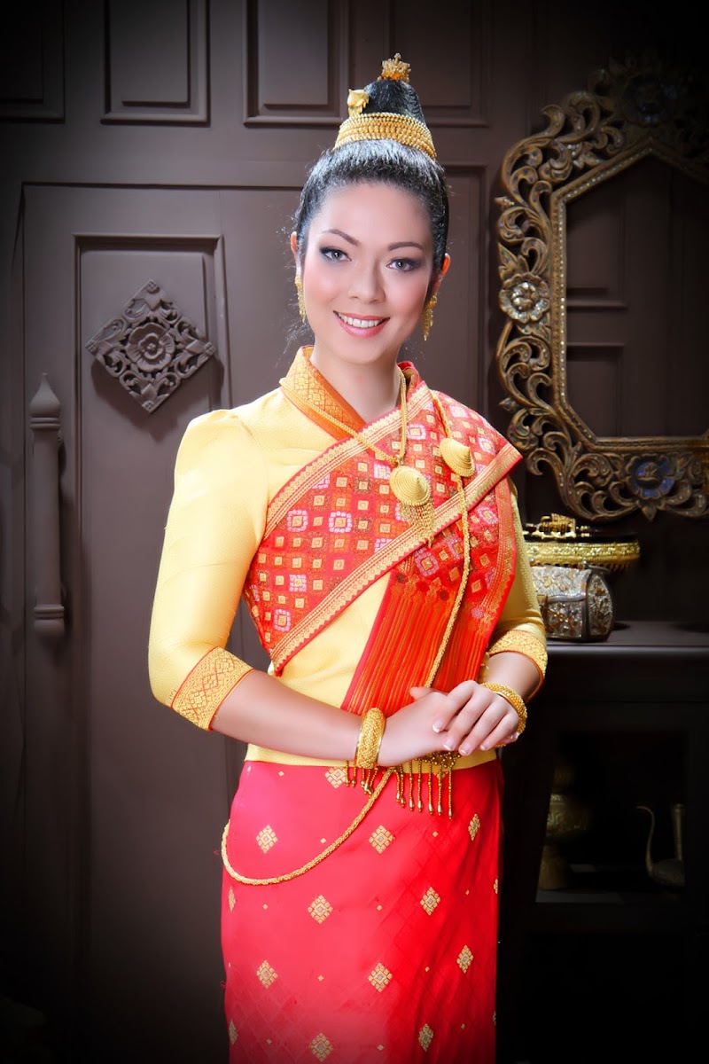 16+ Image Laotienne Tenue Traditionnelle, Motif Baru!