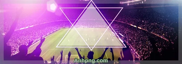 Banner học sinh đá bóng dưới nền trời hoàng hôn