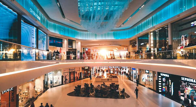 7 SQUARE MALL