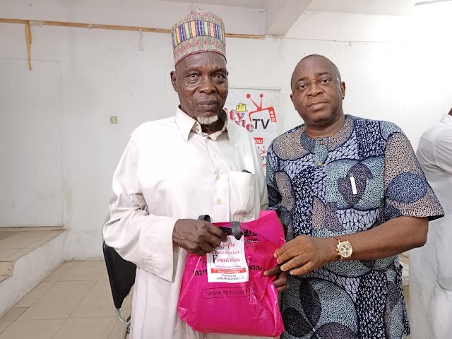 City People Humanitarian Foundation (CHF) Gives Out Palliatives To Hausa Community In Gbagada