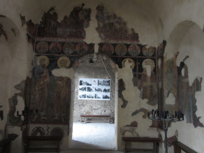 Fortaleza Asenova e iglesia Santa María de Petrich, Bulgaria