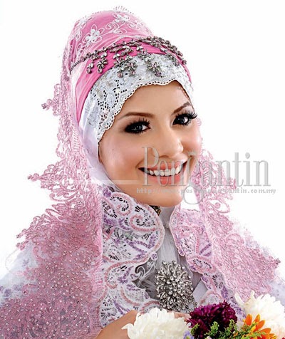 Craftsfrenzy Trend hijab  pengantin  muslimah Sanggul  tinggi 
