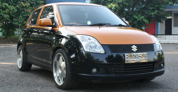  modified to white wash the vehicle body with a blend of orange and black 